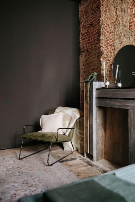 Boutique App In Centre * Anvers